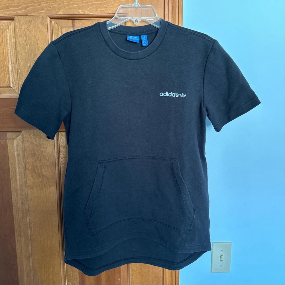 Adidas top